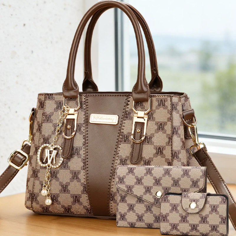 Light luxury high-end letter p - Luxury Bags & Leather Repair Of Atlanta Photos reseña y precio