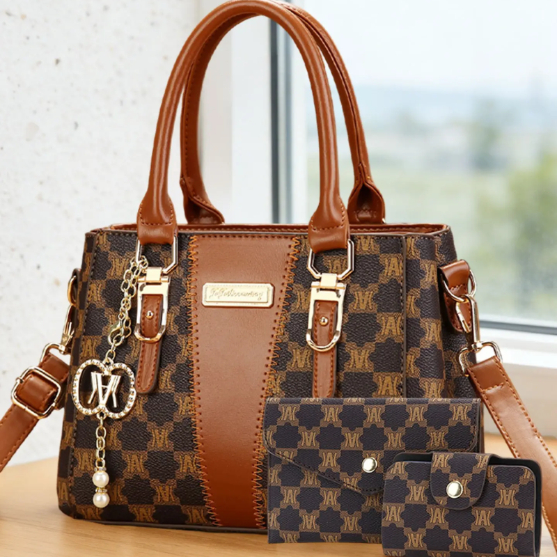 Light luxury high-end letter p - Luxury Bags & Leather Repair Of Atlanta Photos reseña y precio