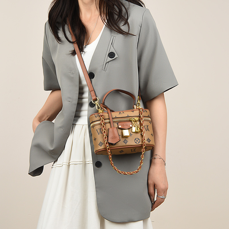 Structured Box Bucket Bag for  - Luxury Bags Tory Burch reseña y precio